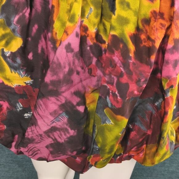 Trina Turk Silk/Wool Blend Bubble Hem Skirt Runs Large, See Notes!! - Picture 3 of 12